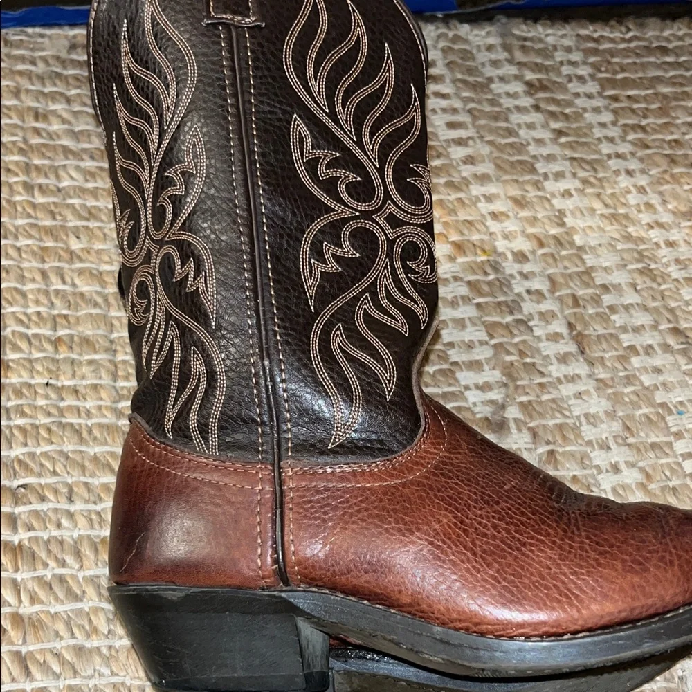Women’sBrown Western Cowboy Boots - Classic Two-Tone Leather - Picture 9 of 10